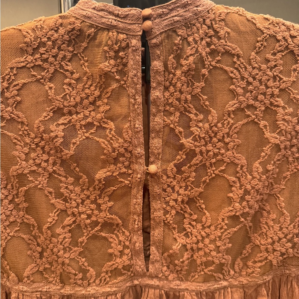 American Eagle Outfitters Lace Blouse in Tan - Picture 6 of 10